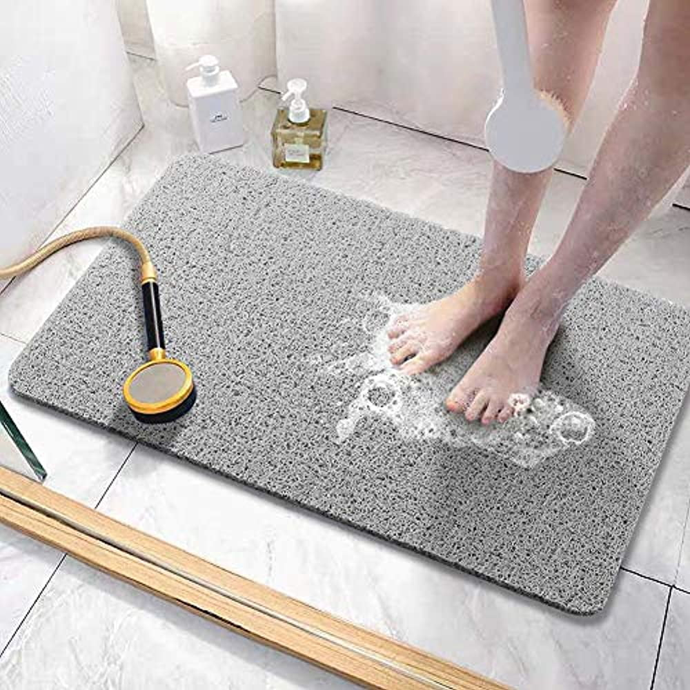 Anti-slip bath mat in use