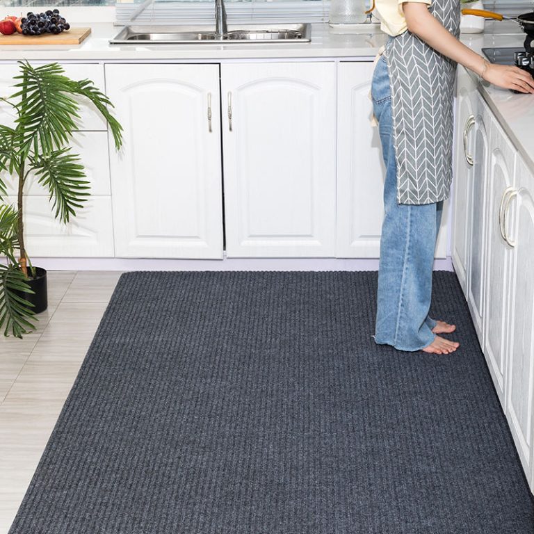 Jincheng kitchen mats have High elastic buffer layer