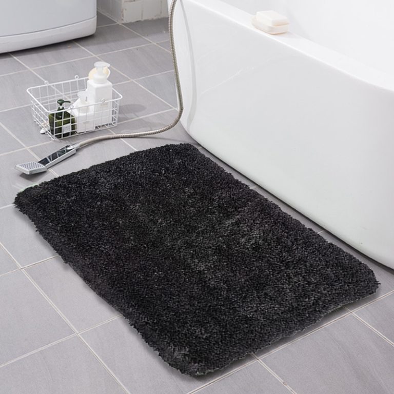 Microfiber bath mat