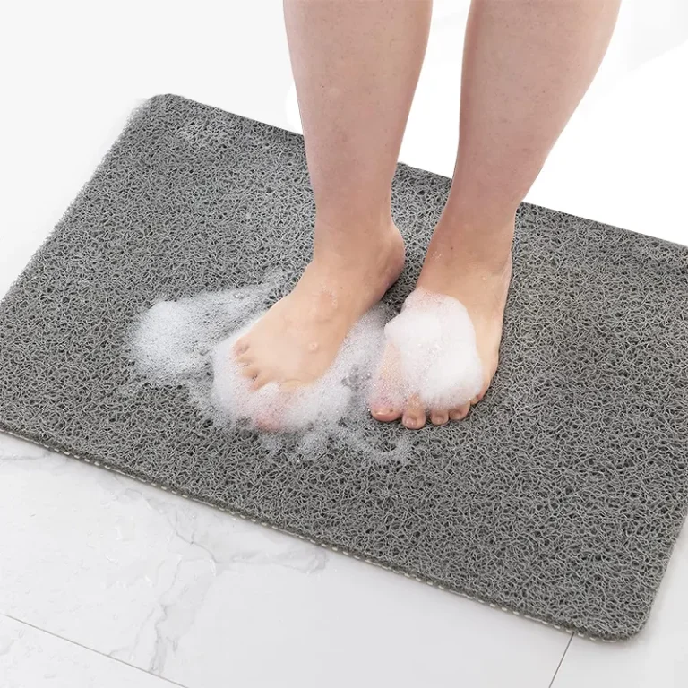 Draining pvc shower mats