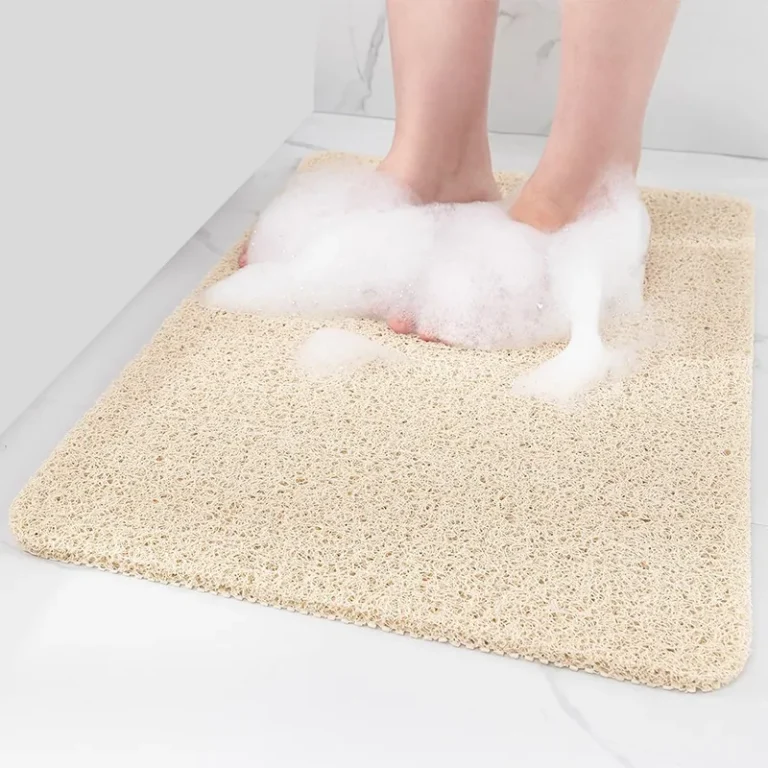 Draining pvc shower mats