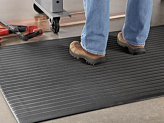  Industrial floor mats