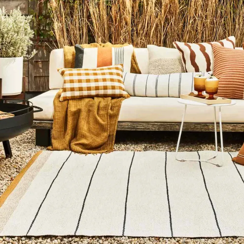 outdoor rug